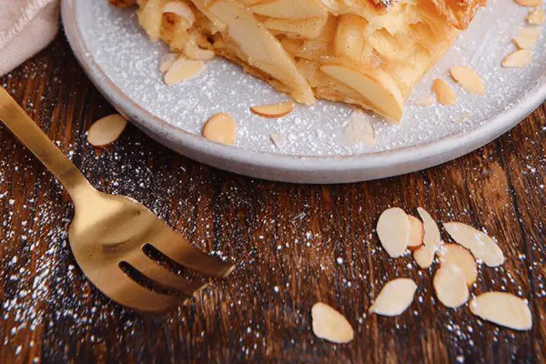 Cinna-Biscuit Monkey Bread