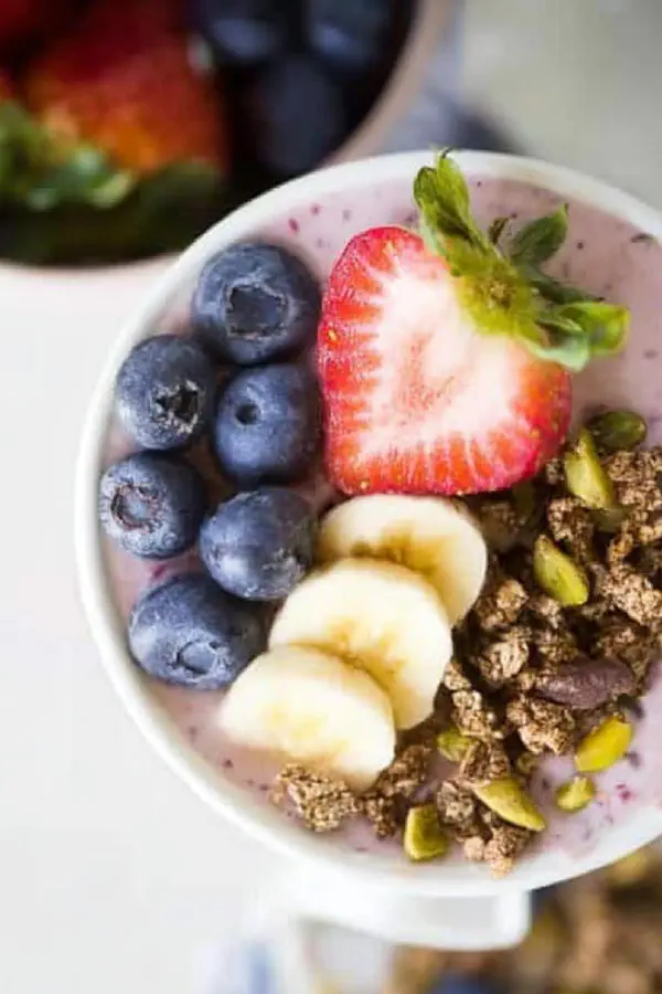 Banana Berry Smoothie Bowl