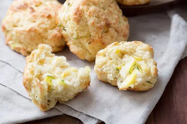 Hearty Beef Gravy Twist