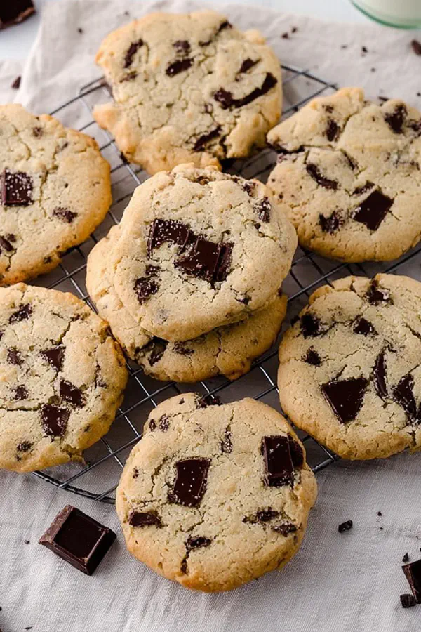 Chunky Chewy Choc Cookies