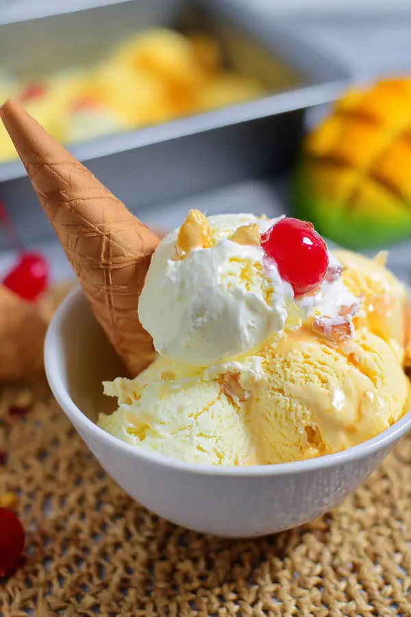Chunky Pineapple Cream Ice