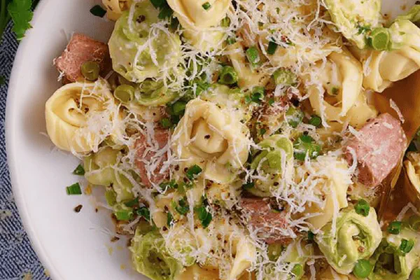 Brown Butter Snickerdoodle Skillet