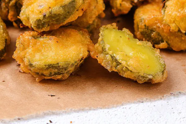 Golden Cake Chocolate Glaze