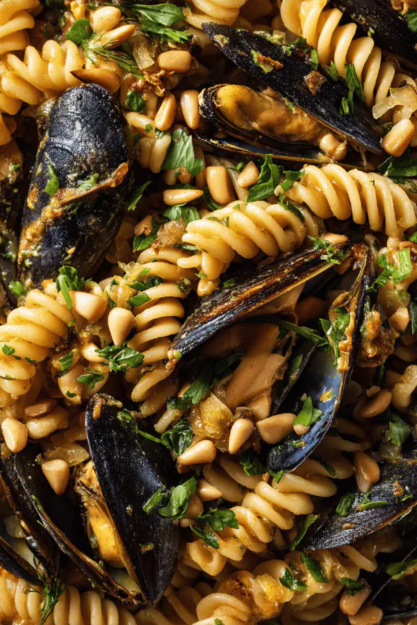 Curried Mussels Fusilli