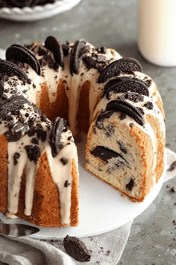 Oreo Cream Cheese Pound Cake