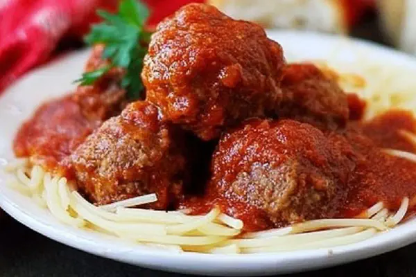 Hearty Beef Gravy Twist