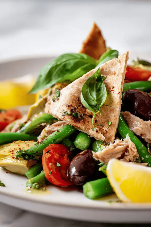 Spiced Pita Niçoise Salad