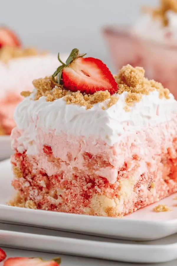 Strawberry Crunch Cake Remix