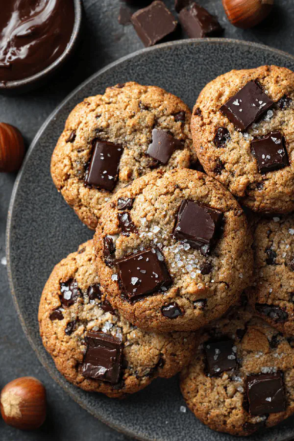 Vegan Hazelnut Chocolate Cookies